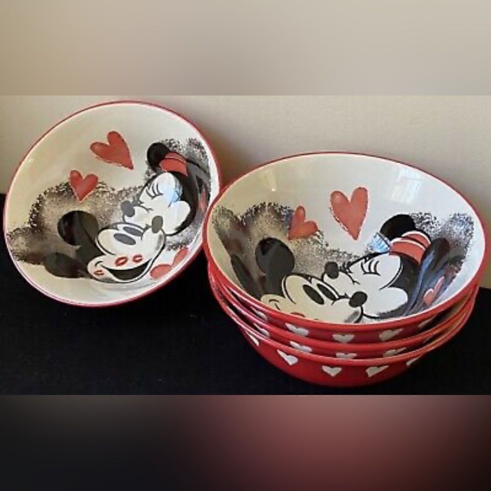 ❤️4 New Disney Mickey Minnie Mouse Valentines Hearts Love Kisses Tidbit Bowls 6" - Picture 2 of 7